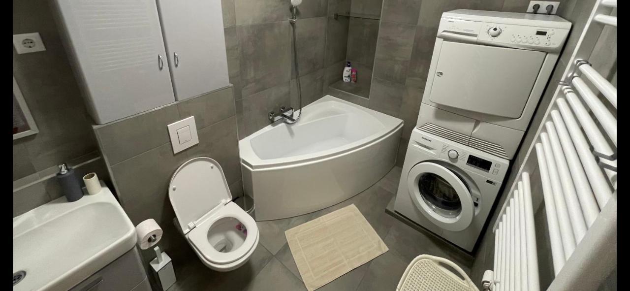 בודפשט N.Cristian Apartment מראה חיצוני תמונה